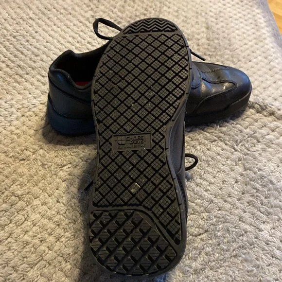 Shoes for Crews size 7.5 work shoes - Picture 3 of 4